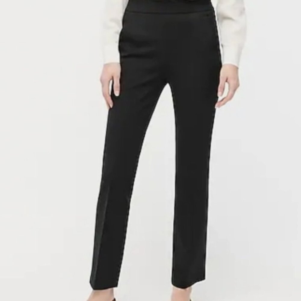 Best Selling J. Crew Flat Front Pant in Bi-Stretch Cotton Navy Blue